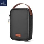 WiWU Minimal Tech Pouch – Ultimate organization for your gadgets, offering sleek storage for cables, chargers, power banks, earphones, and more with a minimalist design and durable, water-resistant fabric.