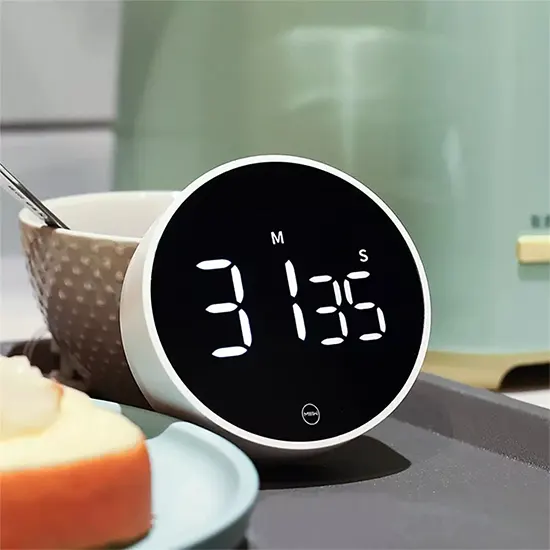 Xiaomi MIIIW Comfort Whirling Timer with Rotating Dial, LED Display and Magnetic Back for Kitchen and Study Use