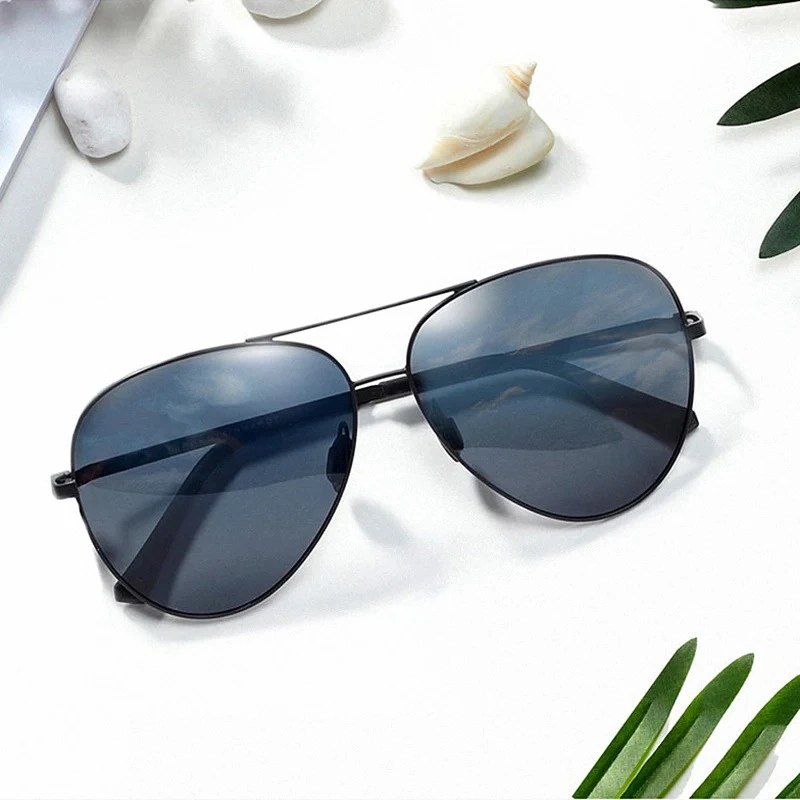 Xiaomi Mi TS Polarized Sunglasses SM005 with UV400 protection and 6-layer TAC polarized lenses in classic pilot style for men and women