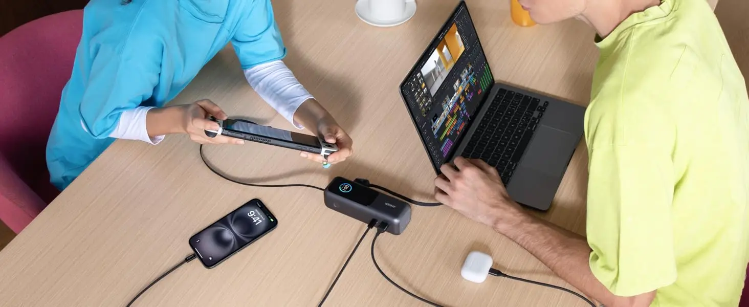 Anker Laptop Power Bank 25K mAh 165W A1695 with Built In Retractable Cables and Smart Display