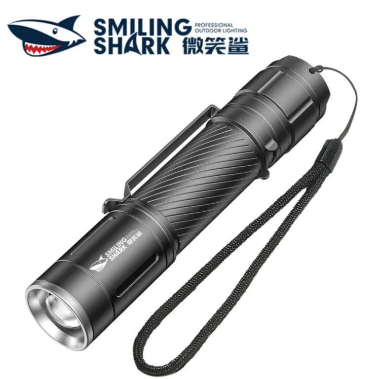 SMILING SHARK SD7115 Flashlight Strong Light Charging Ultra Bright Range Features: Lamp Model:SD-7115 Material: Aluminum alloy Battery: Built-in large capacity Lithium battery. Gears: Modes(Strong light, Middle light,Strobe SOS) Portable Metal Clip Design:SD-7115E Flash light has metal clip design,which is portable and easy to carry. Widely Used: Suitable for yard,garden,barbecue orCamping Hiking and other outdoor activities. Easy to Operate- This light can switch modes by pressing a button (Strong light,Middle light,Strobe,SOS). Waterproof – Flashlight with Waterproof, make this flashlight perfect for using in the raining, snowing,but it can not be used underwater.